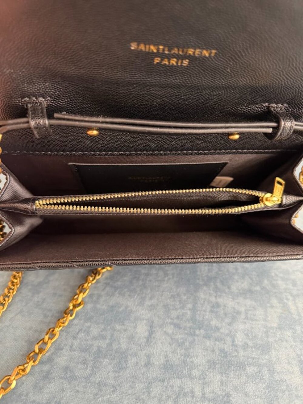 Black Quilted Envelope Chain Shoulder Bag Gold Hardware Crossbody - Picture 7 of 7